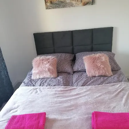Kasztanowa 2 Apartamento *